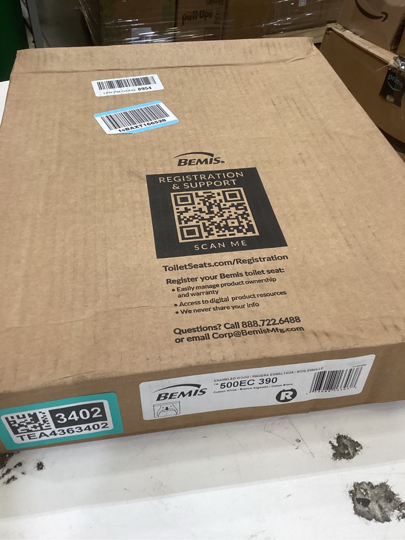 Condition photo showing New/Like New for bemis 500ec 390 toilet seat with easy clean & change hinges, 1 pack round, cotton white