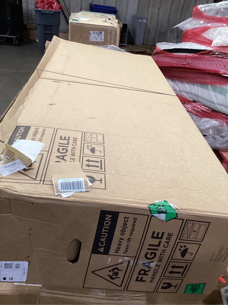 Condition photo showing As Is for thule pulse 2 aerodynamic roof mounted box, size l, 16 cu ft, dual-sided opening with locks, tool-free install, for suvs, trucks, cars, evs large