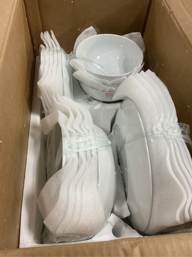 Condition photo showing As Is for MALACASA 24-Piece Gourmet Porcelain Dinnerware Sets, Modern White Round Dish Set for 6 - Premium Serving Plates and Bowls Sets for Dessert, Salad, Soup, Pasta - Series AMELIA AMELIA White 24 Piece (Service for 6)