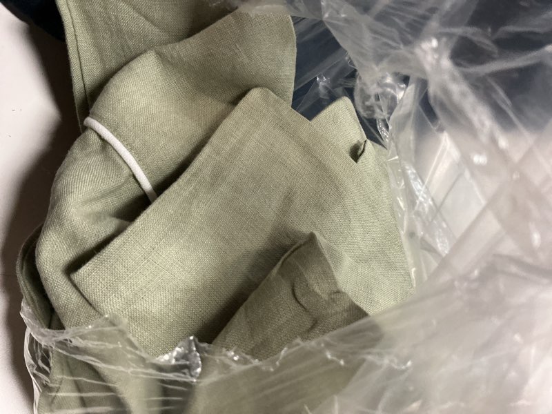Condition photo showing Good Condition for european linen piped pillowcase set, standard