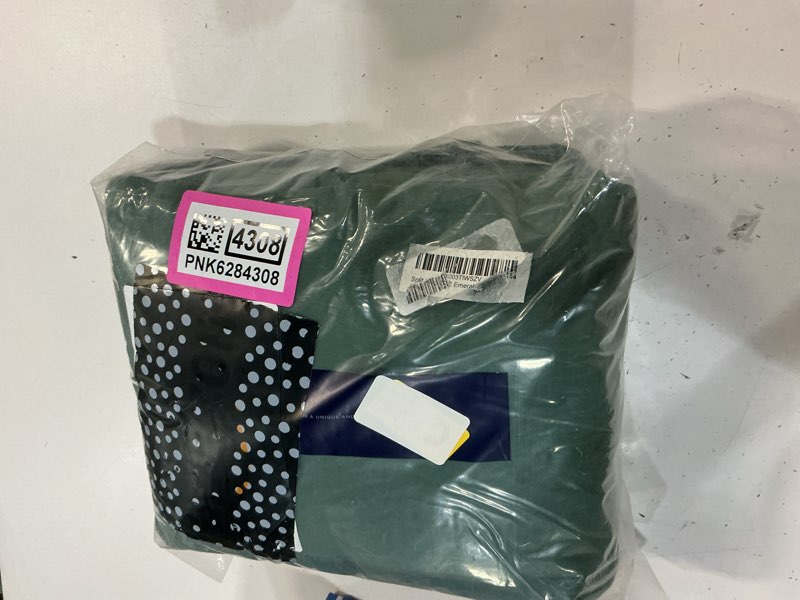 Condition photo showing New/Like New for split king 7 piece sheet set - comfy, breathable & cooling - soft hotel luxury bedding for women, men, kids, teens and children - 1 flat & 2 fitted sheets & 4 pillowcases with deep pockets - emerald 17 - emerald green split king size