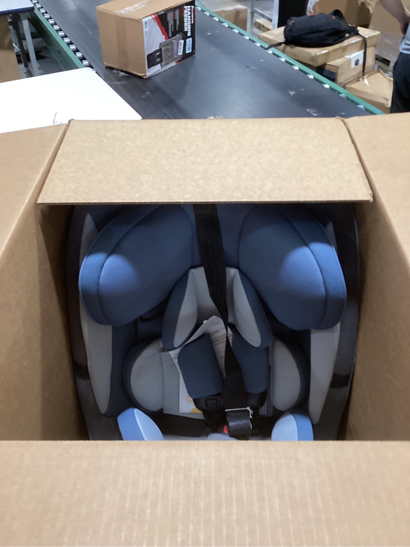 Condition photo showing Good Condition for Safety 1st Grow and Go All-in-One Slim Convertible Car Seat, Rear Facing, 5-40 lbs, Forward Facing (30–65 lbs), High Back Booster Seat 40-100 pounds, Alaskan Blue
