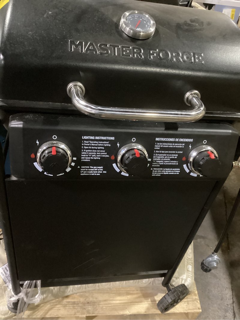 master forge large 550-sq.in black 3 -burner liquid propane gas grill