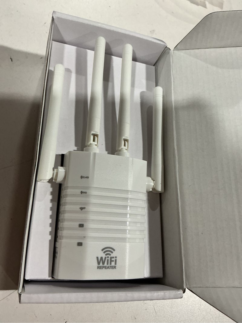Condition photo showing Good Condition for wifi extender 1200mbps dual band 5ghz/2.4ghz, 4 antennas,wifi booster up to 12880 sq.ft 360° coverage, supports 105 devices,wifi extender signal booster with 1-tap setup, ethernet port