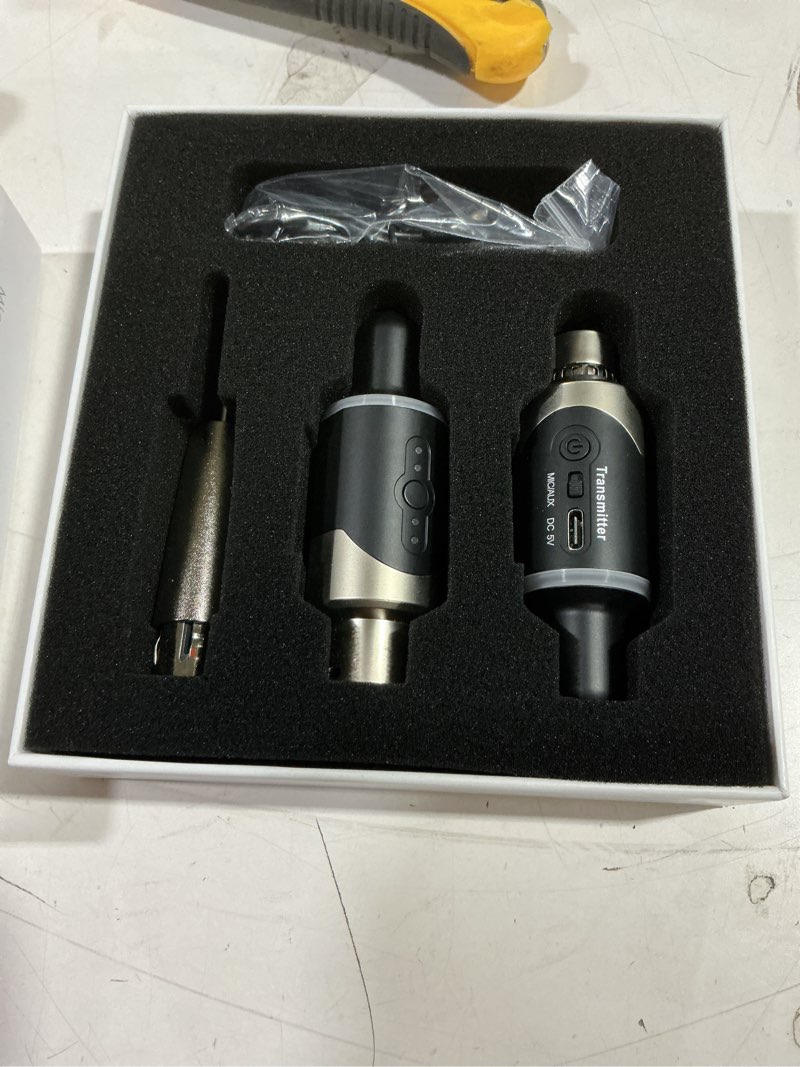Condition photo showing Good Condition for 4-channel uhf wireless xlr microphone system - plug-on transmitter & receiver adapter for dynamic microphones, pa systems, audio mixers & dslr cameras