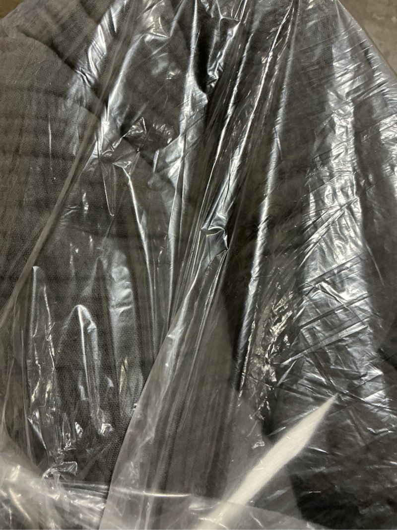 Condition photo showing Good Condition for quince airy gauze dream quilt, king, charcoal