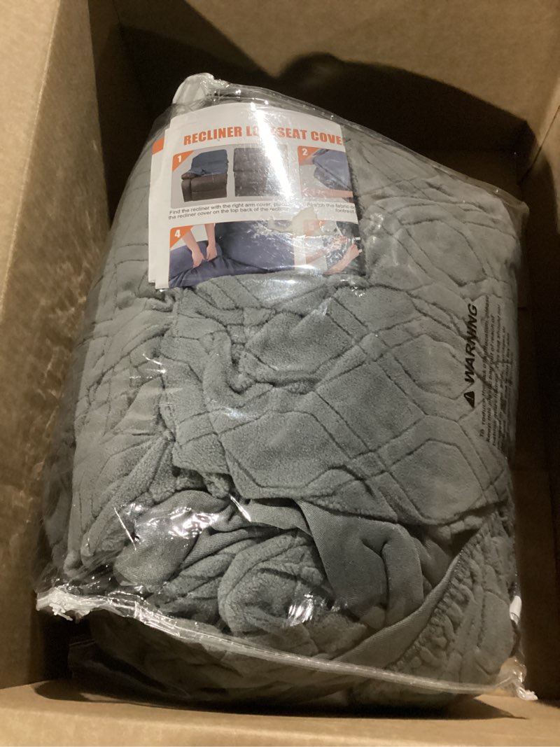 Condition photo showing Good Condition for Similar  to photo TAOCOCO Loveseat Recliner Cover with Middle Console, Stretch Loveseat Cover for 2 Seat Recliner Couch, Jacquard Reclining Sofa Covers Loveseat Slipcover Furniture Protector, Grey Grey 2 Seat with Console