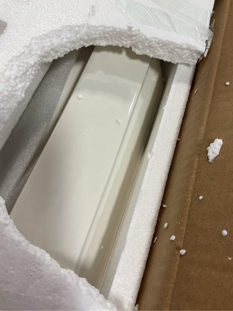 Condition photo showing Good Condition for malacasa casserole dishes for oven, ceramic baking dishes set of 3, rectangular lasagna pan deep baking pans, bakeware sets with handles gift set, white (13.8''/11.7''/9.4''), series bake