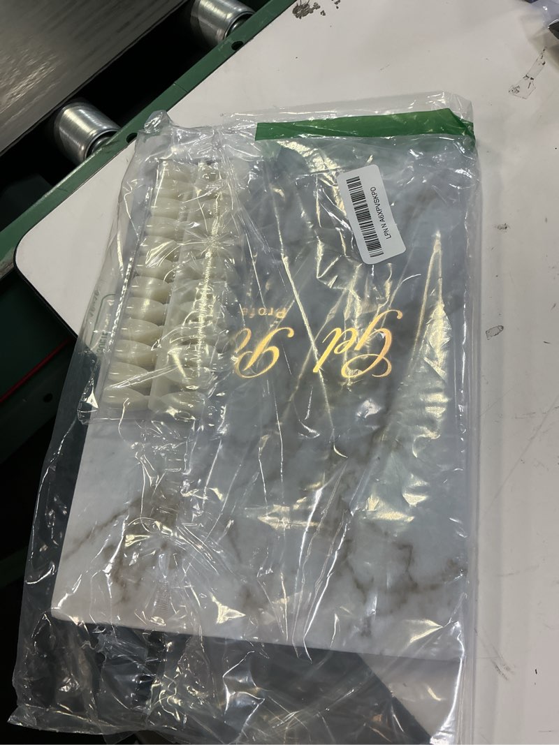 Condition photo showing Good Condition for vnjaoi 308 Colors Nail Swatches Book with 360 Nail Tips Professional Nail Color Chart Card Display Gel Polish Book Nail Painting Practice Design Board No Need Pasting, No Need Glue for Nail Salons 308 Gold