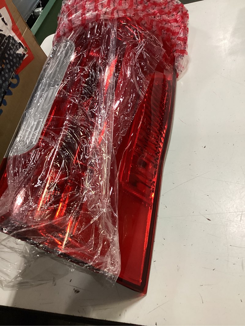Condition photo showing Good Condition for driver left side tail light rear lamp with circuit and bulbs fit freightliner mercedes sprinter 2019-2026 driver (lh) side
