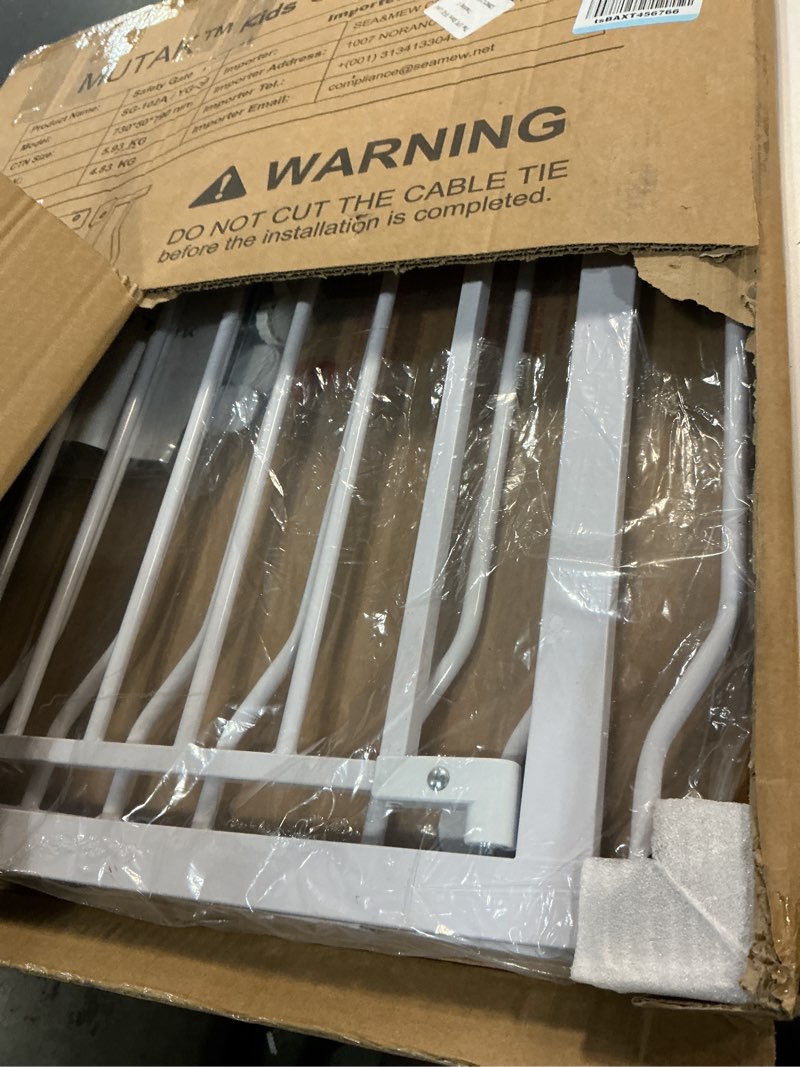 Condition photo showing Good Condition for 29-48" Baby Gate for Stairs, Baby Safety Essentials, Auto Close Gate for Doorways, Easy Install Pressure Mounted Dog Gate Indoor, Pet Gates for Dogs, White Basic Model 29-48"W×30"H