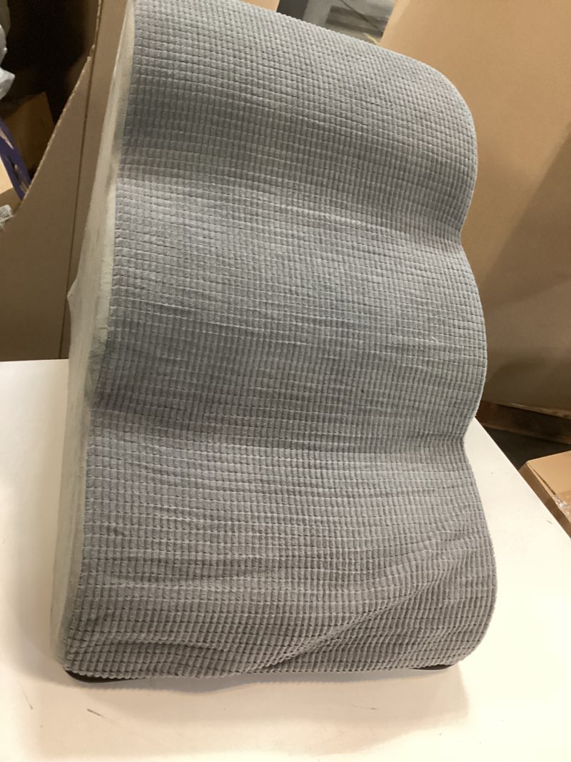 Condition photo showing As Is for 3-Step Dog Ramp and Stairs for Sofa and Chair - Non-Slip Sturdy Pet Steps for Small Dogs and Cats,15.7" H,Grey Grey 3 3-Step 15.7''H