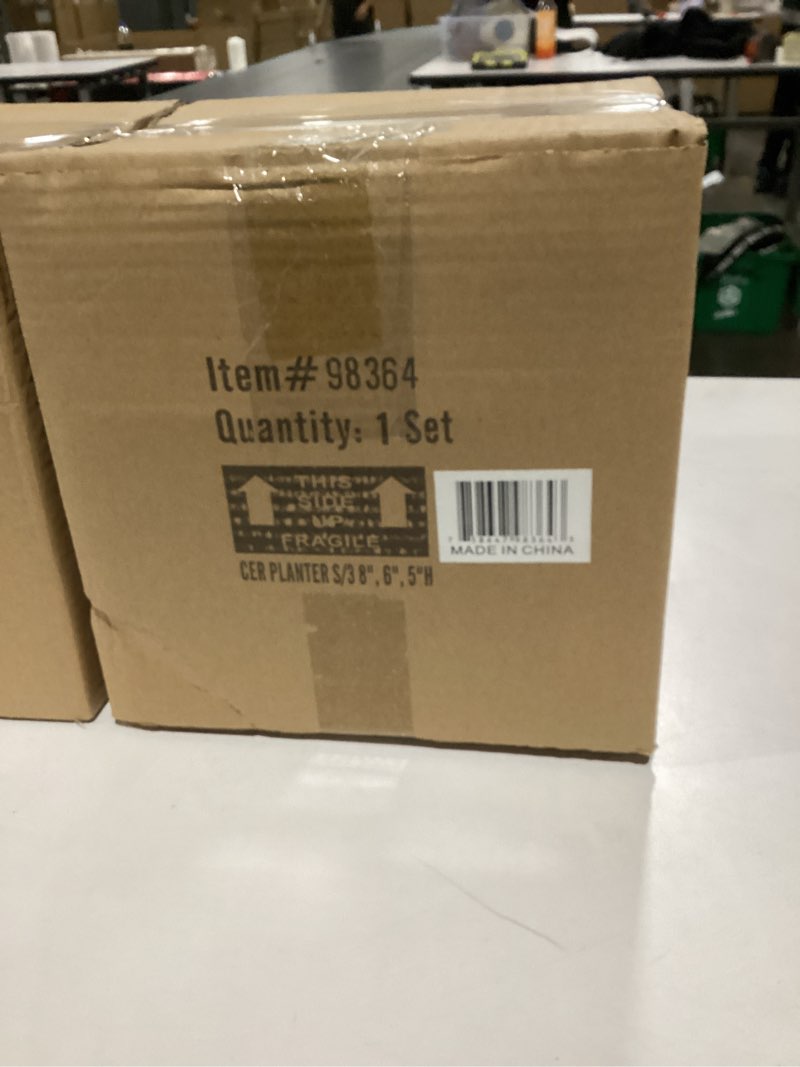 https://lotting-media.assets.bidfta.com/lotting_7332101d-97ed-490d-abfc-feee0bac95fc