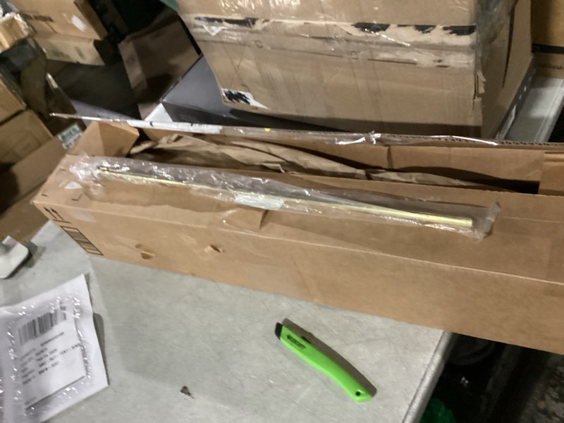 Condition photo showing New/Like New for Kingston Brass CF38202 Complement 20" x 3/8" Diameter Flat Closet Supply Line, Polished Brass