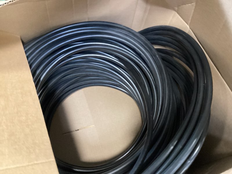 https://lotting-media.assets.bidfta.com/lotting_73392a95-6554-4a2b-91ff-cc50a6c45c53