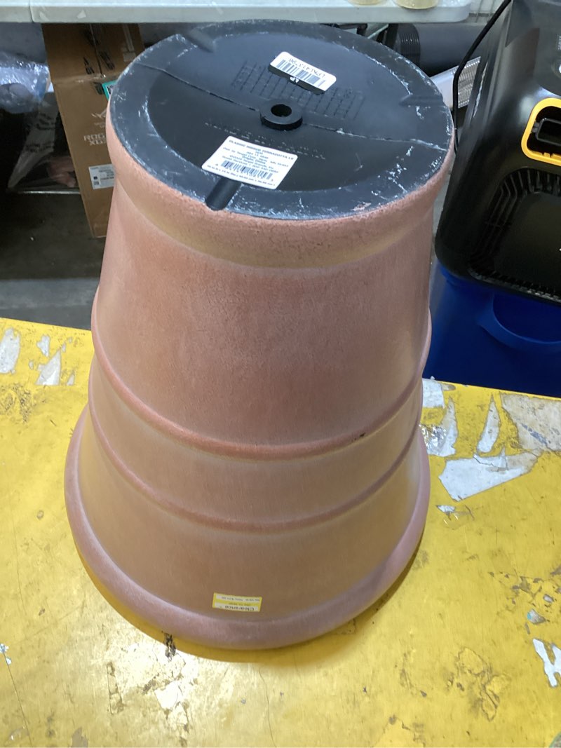 Condition photo showing Good Condition for classic ribbed composite indoor outdoor planter pot 14"x14"x16" terracotta pink - threshold