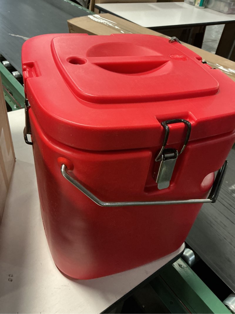 Condition photo showing Good Condition for SIMILAR LARGE Insulated Food Pan Carrier 2.5 Gallon, Stackable Catering Box w/Stainless Steel Barrel, Portable Commercial Food Warmer for Hot or Cold Food Soups Drinks, for Parties Restaurant Canteen Hotel (Red)
