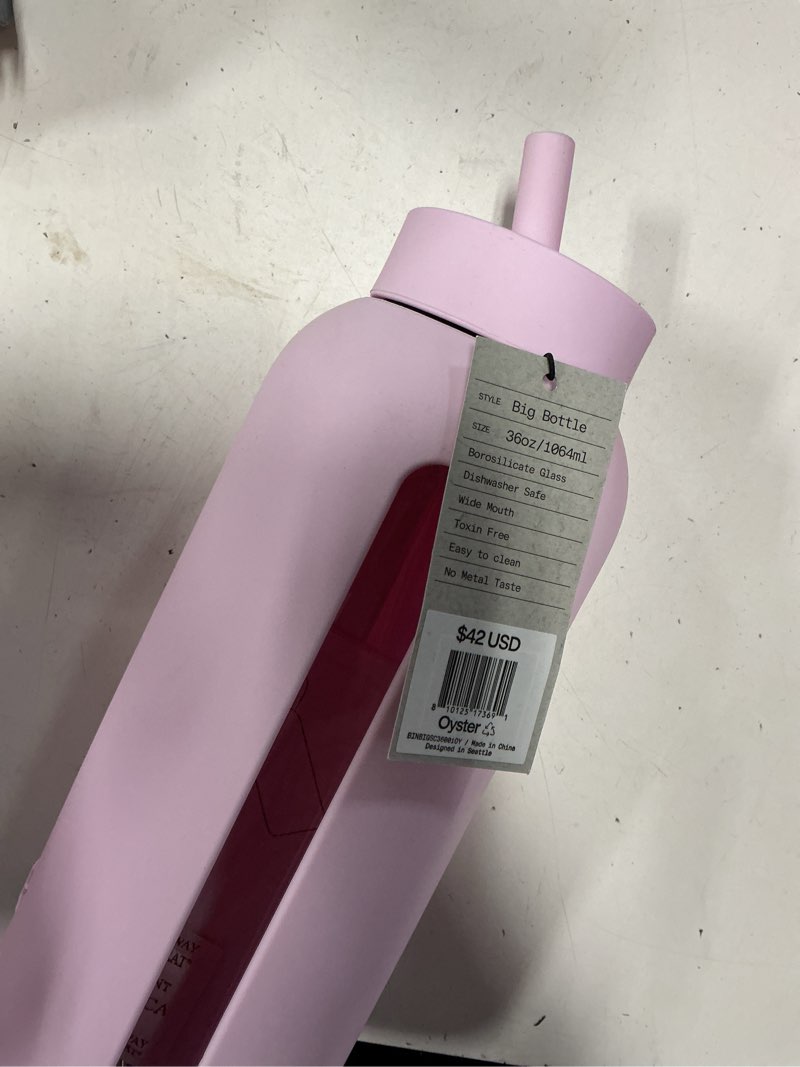 Condition photo showing Good Condition for bink 36 oz. big bottle with straw cap