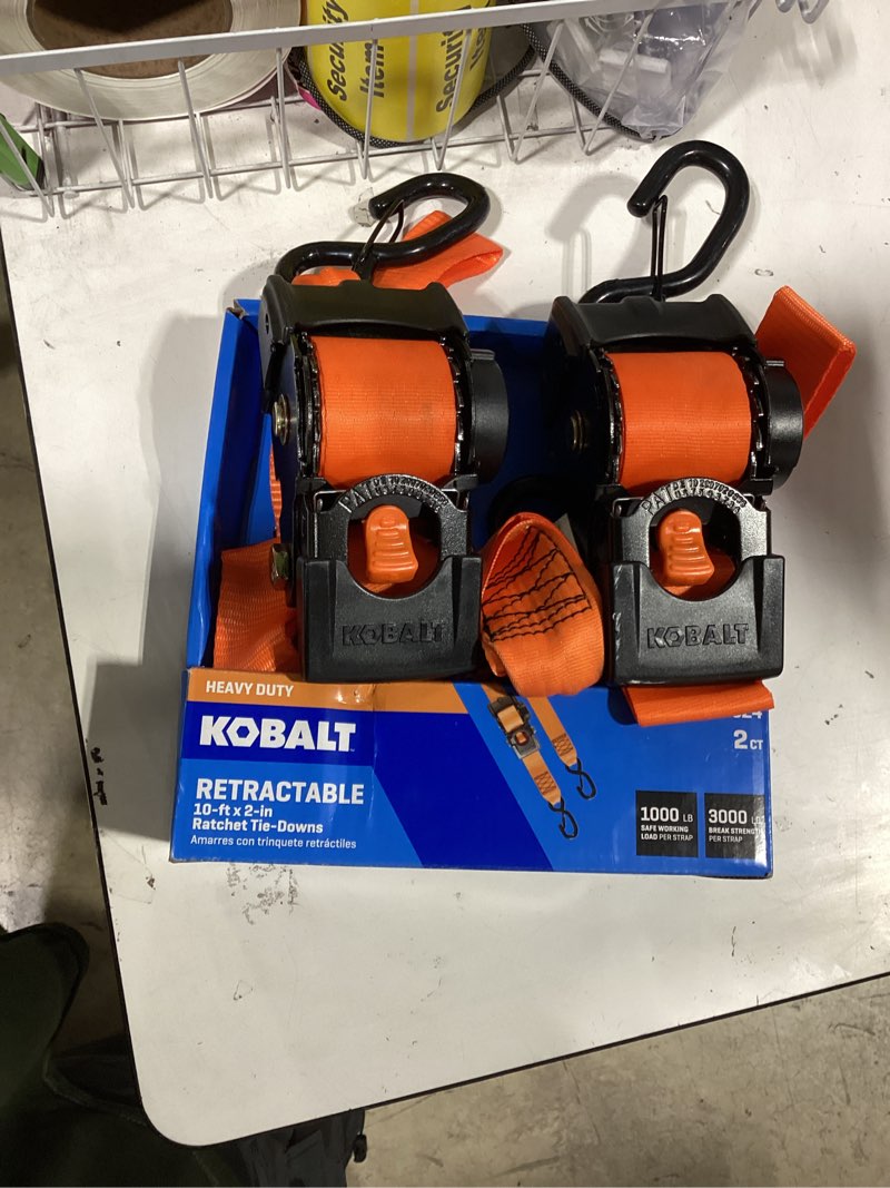 Condition photo showing Good Condition for kobalt 2-in x 10-ft retractable ratchet strap with s-hook 3000-lb break strength 2 -pack