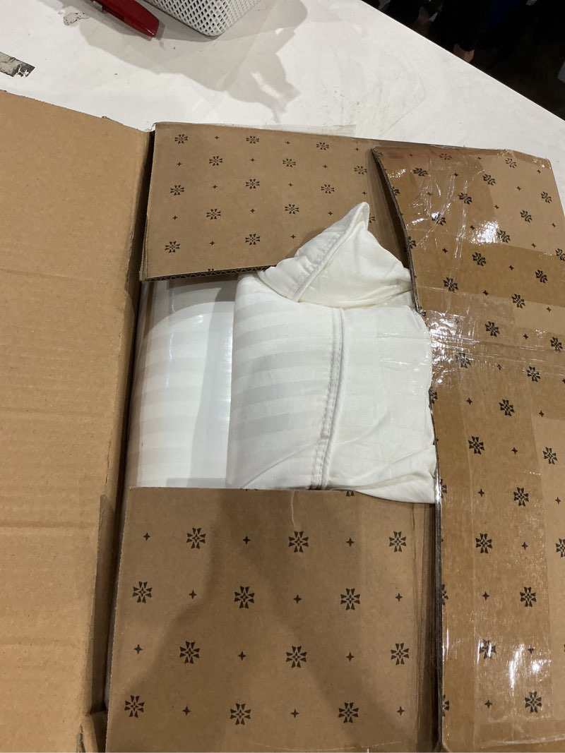 Condition photo showing Good Condition for beckham hotel collection bed pillows standard/queen size set of 2 - original soft down alternative pillow for sleeping - soft support for back, stomach or side sleepers queen / standard white