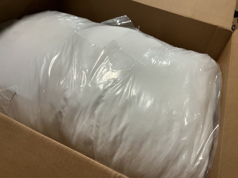 Condition photo showing Good Condition for bedsure pillows queen size set of 2 - hotel collection bed pillows for sleeping, with down alternative filling, soft support for back, stomach or side sleepers, queen/full, 28"x19", white, 2 pack soft-2pk queen