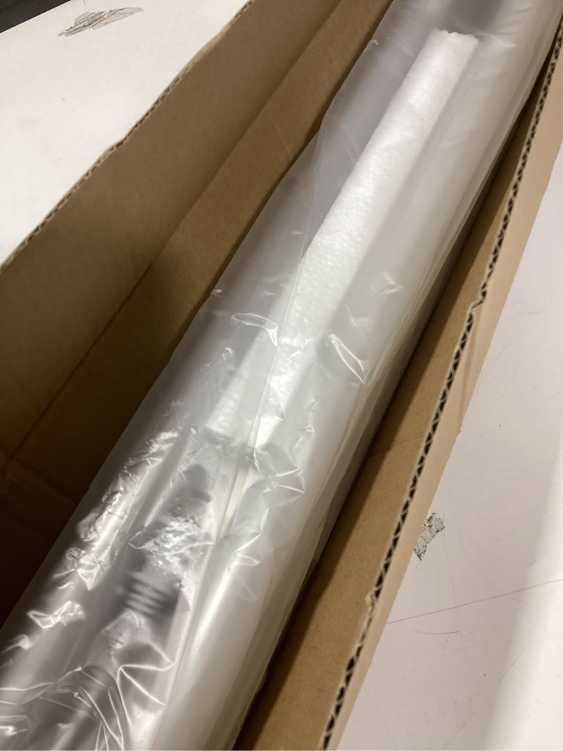 Condition photo showing Good Condition for hykolity 2 Pack 4FT Linkable LED Shop Light for Garage, 4400lm, 4FT 42W Utility Light Fixture, 5000K Daylight LED Workbench Light with Plug, Hanging or Surface Mount, White - ETL 42W-White