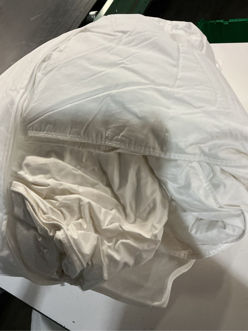 Condition photo showing As Is for luxe goose down duvet insert, king/cal king, white