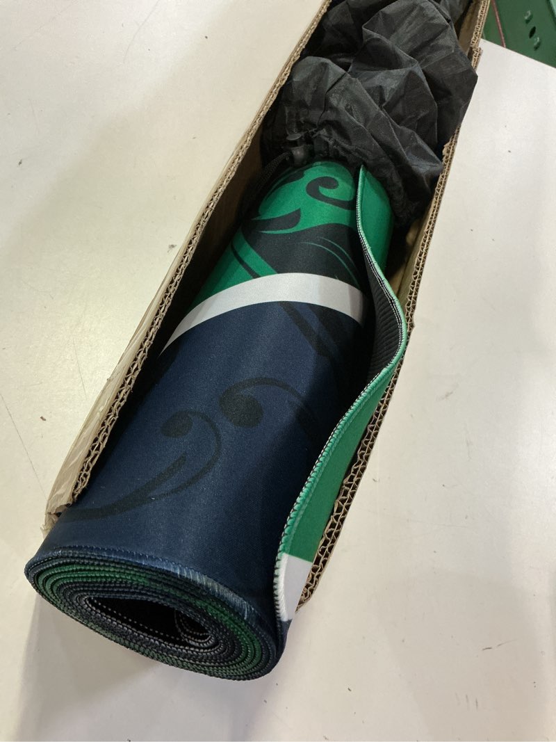 Condition photo showing Good Condition for 70 x 35 inch poker mat texas hold’em table top for 6–8 players, non-slip rubber poker layout with carrying bag for poker night blackjack casino games