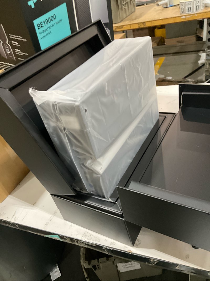 Condition photo showing Good Condition for tp-link tri-band be19000 wifi 7 router (archer be800) | 12-stream 19 gbps | 2×10g + 4×2.5g ports | led screen, 8 high-performance antennas | vpn, easy mesh, homeshield, private iot, free expert help 19gbps, 10g port