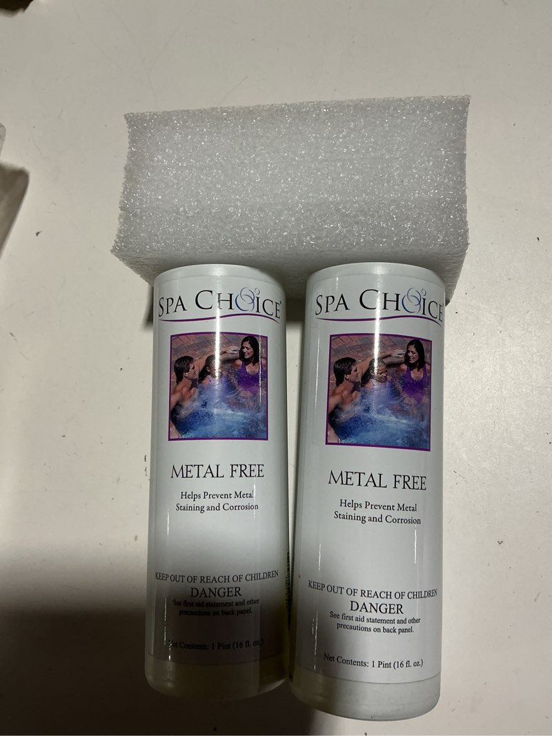 Condition photo showing Good Condition for spachoice 1-pint 2-pack premium metal free, metal gone for spa hot tub, made in usa 2-pack hot tub - 1-pint