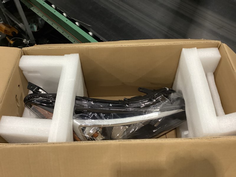 Condition photo showing New/Like New for lablt headlight assembly replacement for impreza 2017-2018 crosstrek 2017-2018 headlight lamp right passenger side 84001fl00a