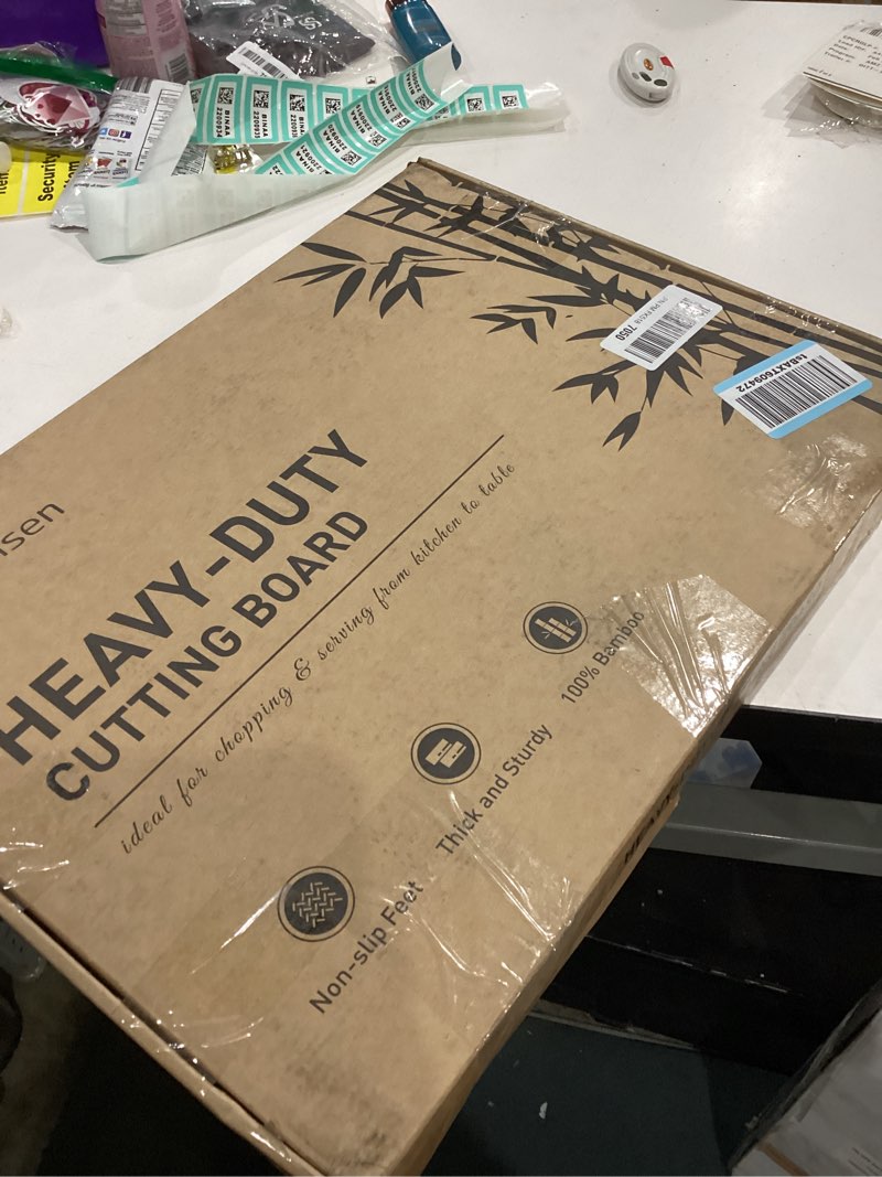 Condition photo showing Good Condition for Extra Large Bamboo Cutting Board Non Slip Over Sink Kitchen 2025 First Apartment Essentials Wooden Cutting Board New Home Must Haves Accessories House Warming Decor Housewarming Hostess Host Gifts 20*15in