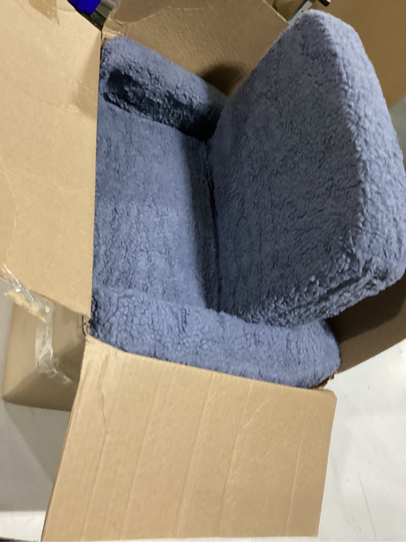 Condition photo showing New/Like New for momcaywex kids sofa, 2-in-1 flip-out foam couch with soft sherpa cover, cozy play lounge chair, dark blue dark blue medium