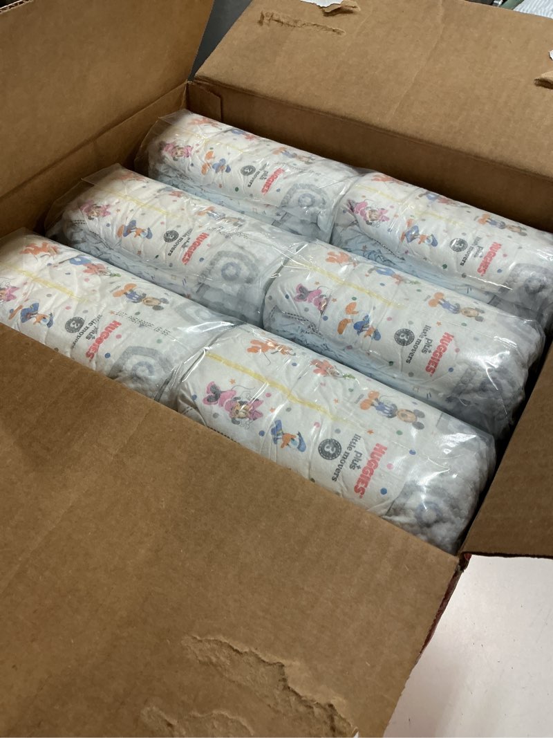 Condition photo showing New/Like New for huggies plus little movers 2-in-1 active baby protection size 3 204 diapers