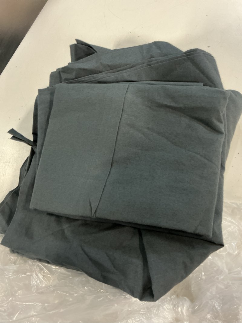 Condition photo showing Good Condition for organic brushed cotton deluxe bedding bundle, queen, nightfall