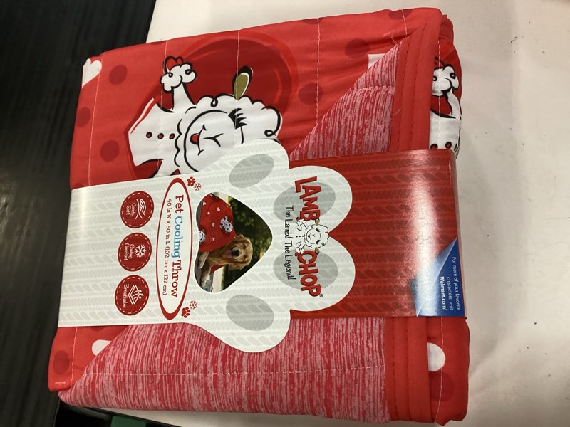 Condition photo showing New/Like New for lamb chop pet cooling throw blanket  dog and cat  40x50
