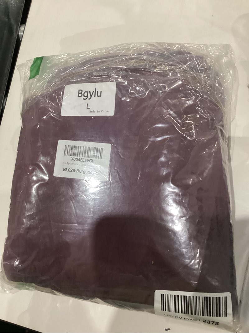 Condition photo showing New/Like New for Quilted Jackets for Women Lightweight Casual Cropped Puffer Jacket Button Down Padded Coats Outwear Burgundy Large