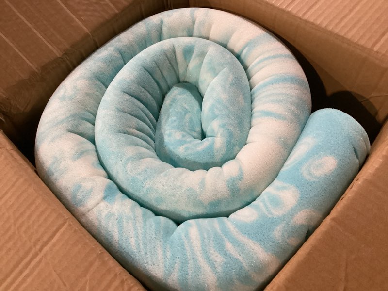 Condition photo showing Good Condition for Linenspa 3 Inch Gel Swirl Memory Foam Mattress Topper – Cooling Gel Infused – Pressure Relieving Bed Topper - Mattress Pad – CertiPUR Certified - Full Size Full 3 Inch Swirl Gel