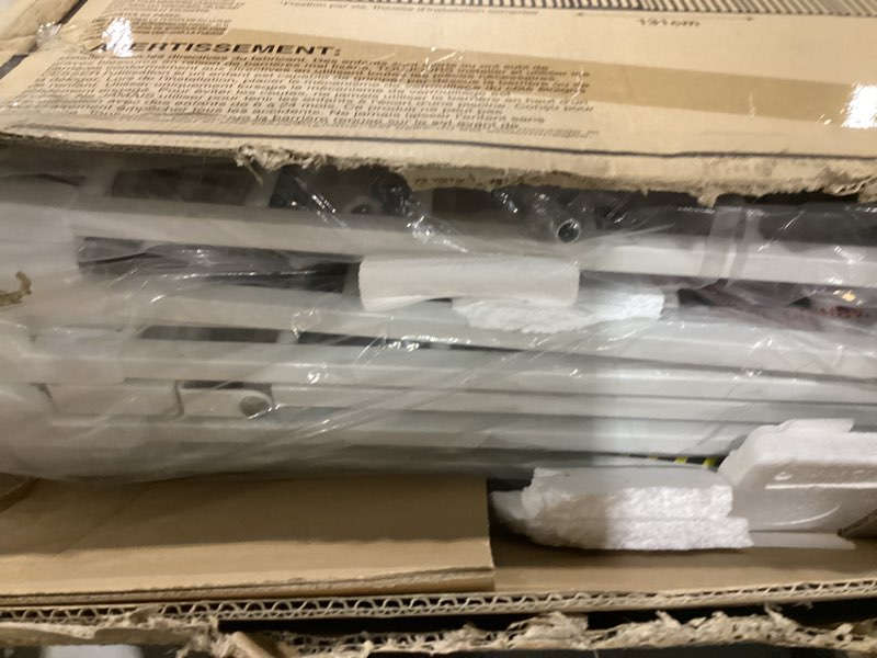 Condition photo showing Good Condition for regalo safety 194-inch super wide baby gate & play yard, 2-in-1 convertible extra wide safety barrier, hardware mounted for toddlers & pets, american designed, american owned, for children 6-24 months 50.5-192"w x 28"h white