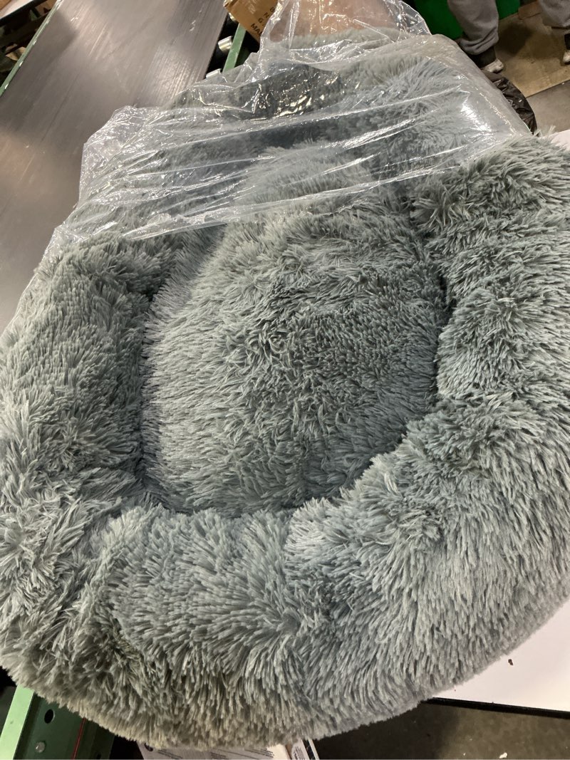 Condition photo showing Good Condition for Best Friends by Sheri Original Calming Donut Dog and Cat Bed, Shag Faux Fur, Gray, (36in x 36in) - Anxiety Relief for Pets Up to 100 lbs Gray Shag Large