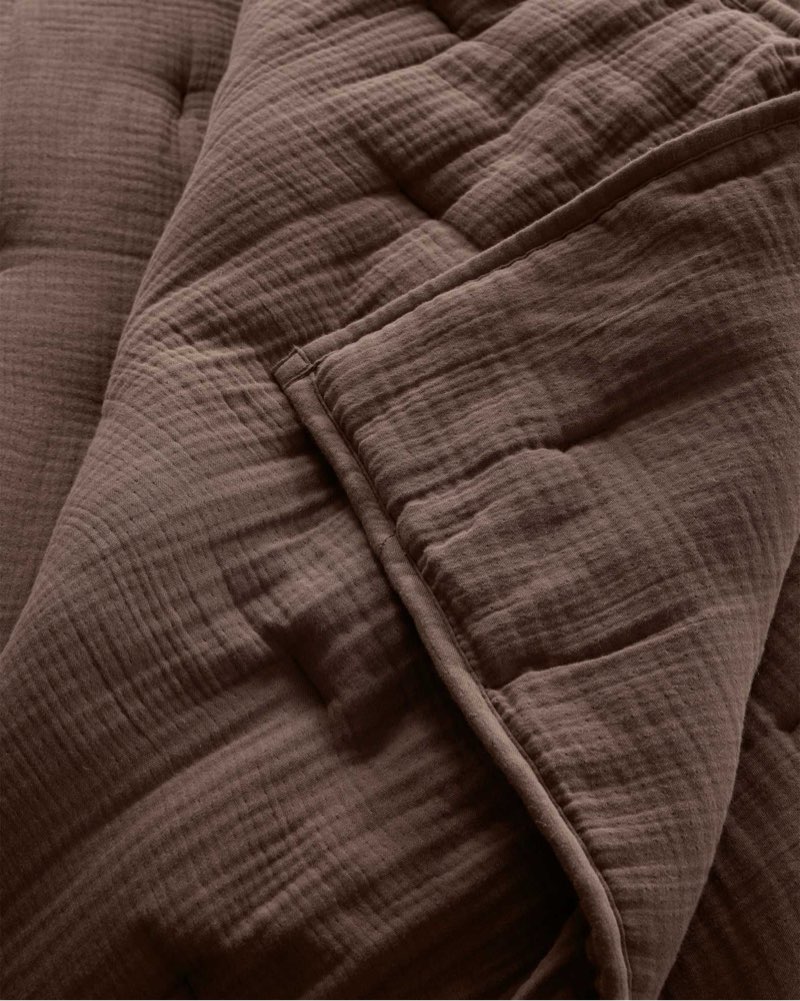 quince european linen dream quilt set brown caking