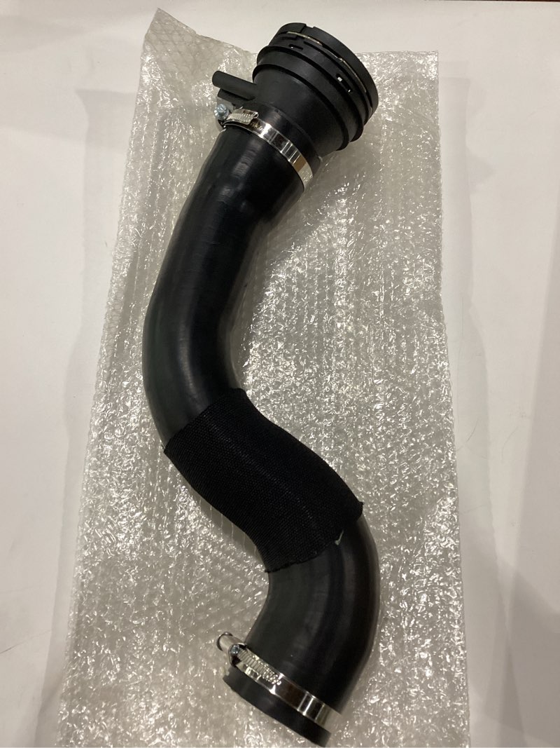 ANWENCHAPEY Turbo Intercooler Outlet Tube Compatible with 2017 2018 2019 Ford F-350/F-250 Super Duty