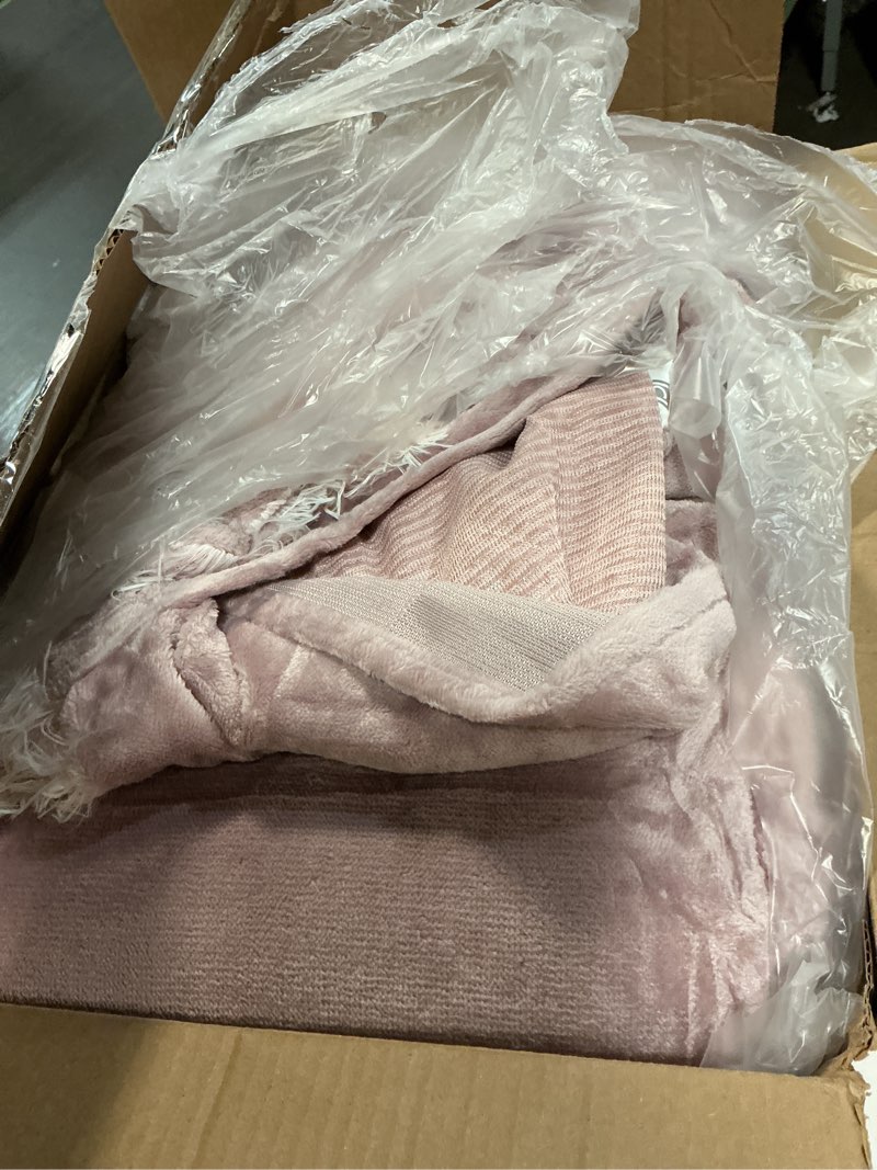 Condition photo showing item condition for Intelligent Design Queen Comforter Set Fur-Like Shaggy Comforters for Queen Size Bed Warm, Fuzzy Bedding, All Season Luxurious Comforters Queen Size Bed Set, Malea, Full/Queen, Pink/White 3 Piece Full/Queen White/ Pink