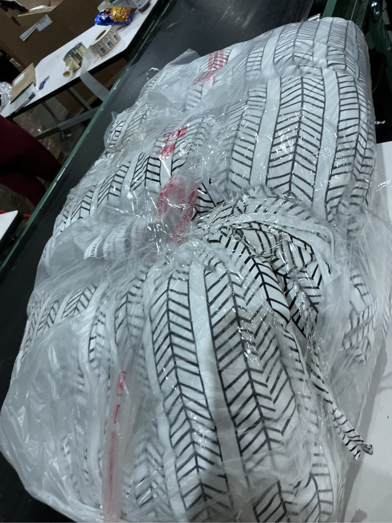 Condition photo showing Good Condition for outdoor patio cushions sold on temu united states