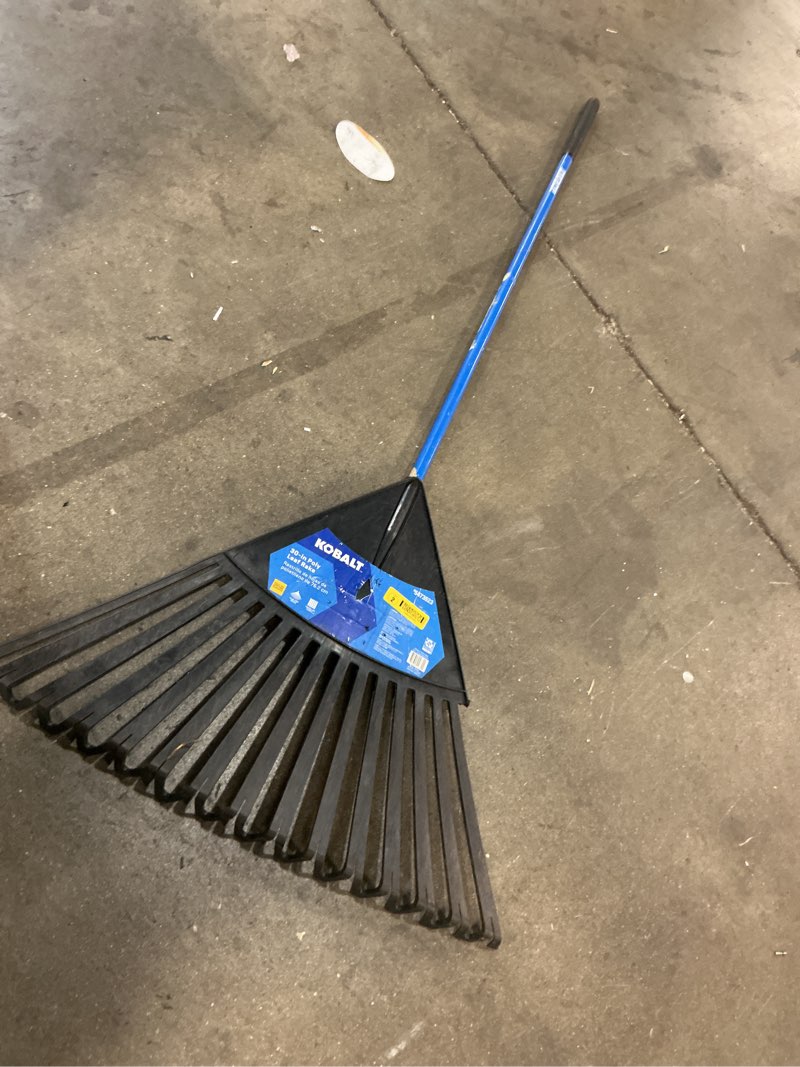 Condition photo showing Good Condition for kobalt 30-in plastic lawn and leaf rake with fiberglass handle