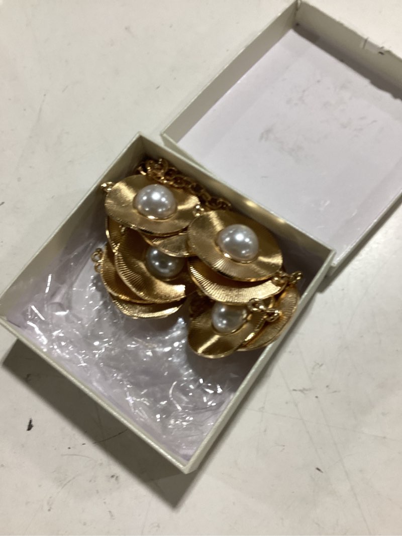 Condition photo showing Good Condition for iluvatar western metal concho belt for women cowgirl waist chain for women dress pants adjustable gold-s36