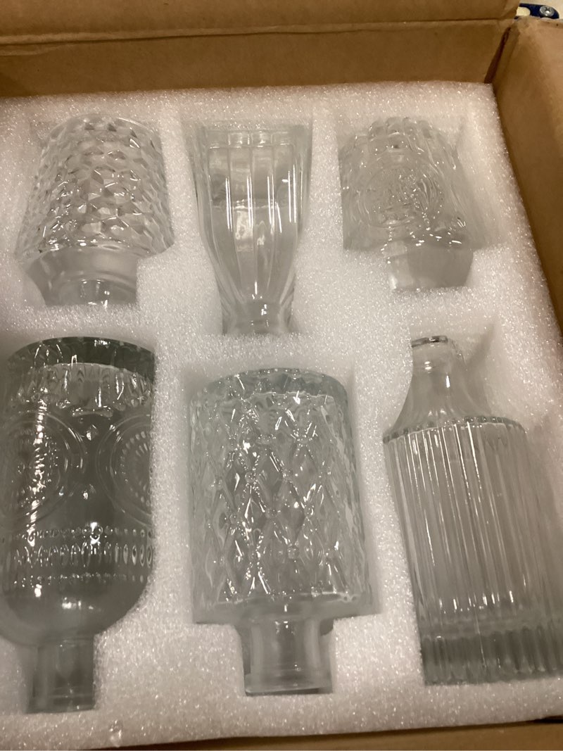 Condition photo showing New/Like New for supmind 12pcs glass bud vase set, small clear flower vases for centerpieces in bulk, mini vintage vase for wedding, home,table decoration