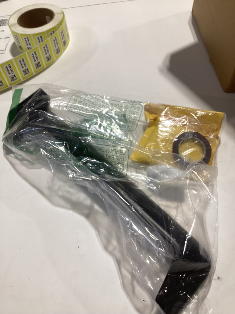 Condition photo showing Good Condition for wireless charging car phone holder for mercedes benz s-class 2021-2025 s500 s580 s680 4matic accessories 12.3 inch screen fixed clip,360° rotation car phone mount compatible with magsafe