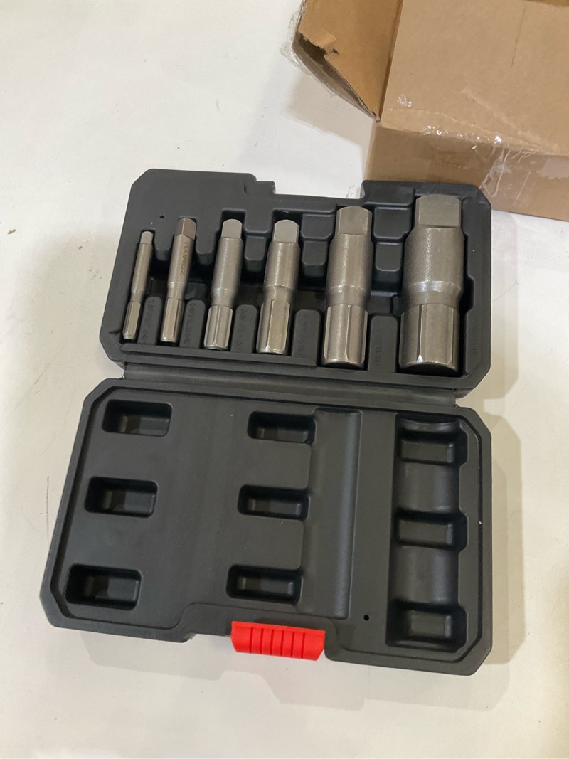 Condition photo showing Good Condition for 6-Piece Pipe Extractor Set, Heavy Duty Broken Pipe Nipple Extractor for Removing Damaged Threaded Fittings & Stripped Pipes, 1/8" to 1" (Fits 1/2", 3/4" Water Pipes), with Durable Storage Case 6 Piece Pipe Extractor Set