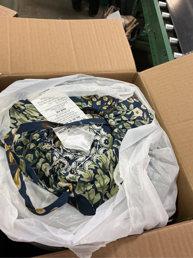 Condition photo showing New/Like New for Levtex Home English Forest Navy Reversible King/Cal King Comforter Set (106x94in) with 2 Pillowcases (36x20in) - Floral Bedding - Navy, Green - Rayon King Size Comforter Set - Soft, Pre-Washed Comforter - King/Cal King Navy